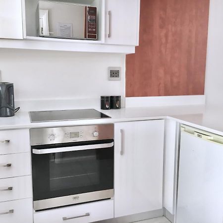 Apartament Sandringham Bachelor Beach Road Bloubergstrand Zewnętrze zdjęcie